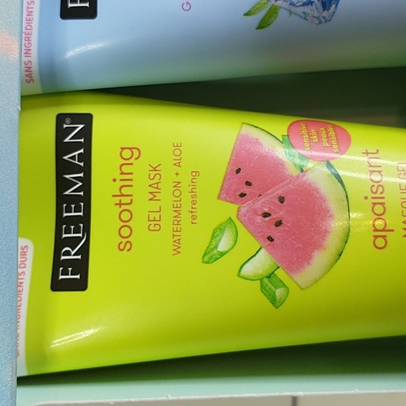 Freeman Glow On Facemasks 2 packs - Picture 9 of 13